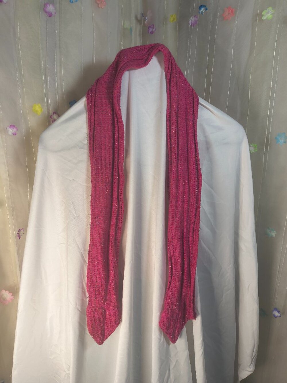 Unbranded Scarf Pink with sparkles 4 by 48 inches